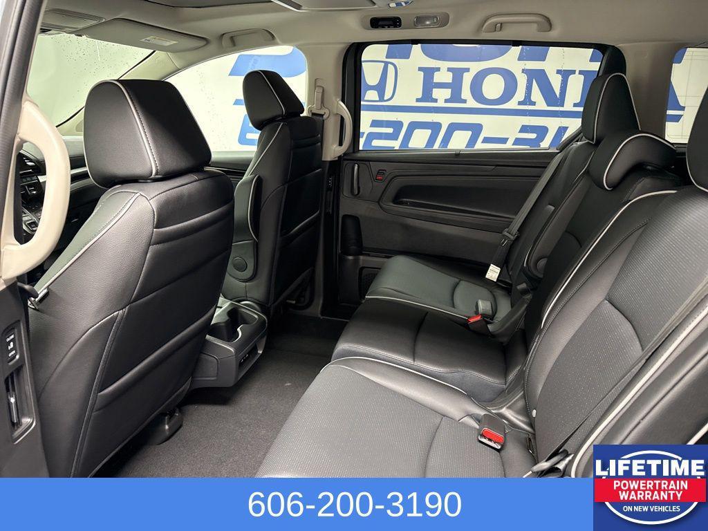 new 2026 Honda Odyssey car, priced at $51,190