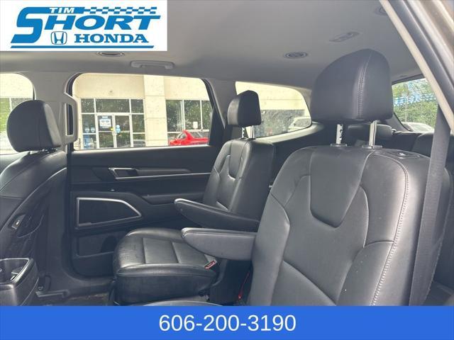 used 2022 Kia Telluride car, priced at $32,000