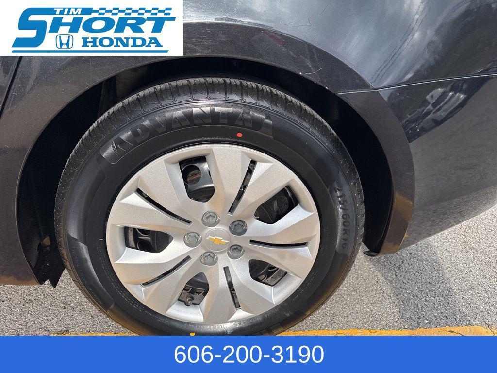 used 2013 Chevrolet Cruze car, priced at $8,000