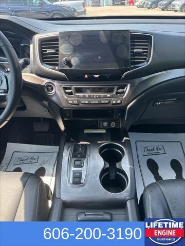 used 2022 Honda Pilot car, priced at $32,000