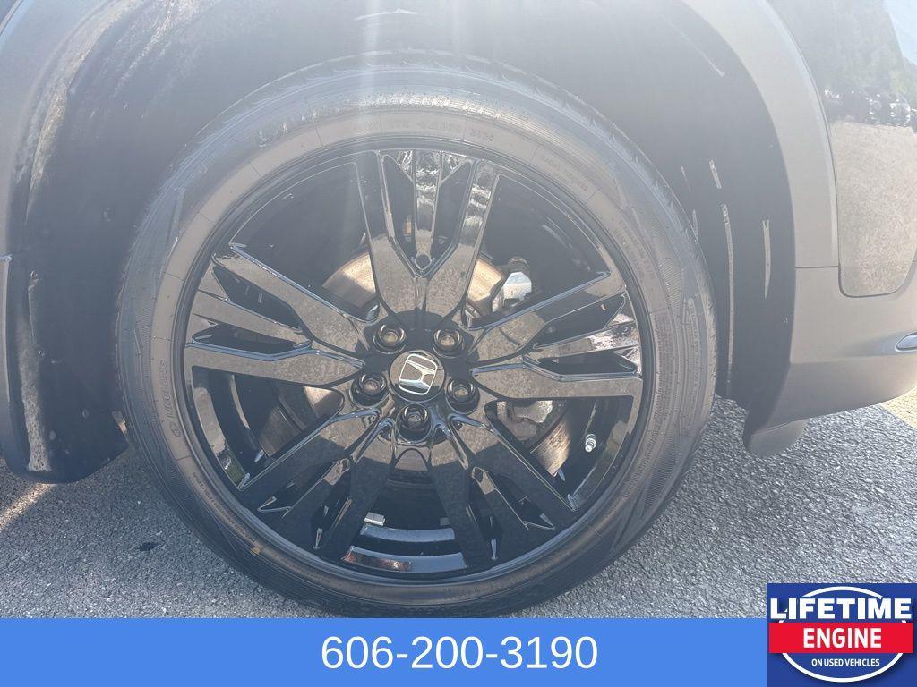 used 2022 Honda Pilot car, priced at $30,900