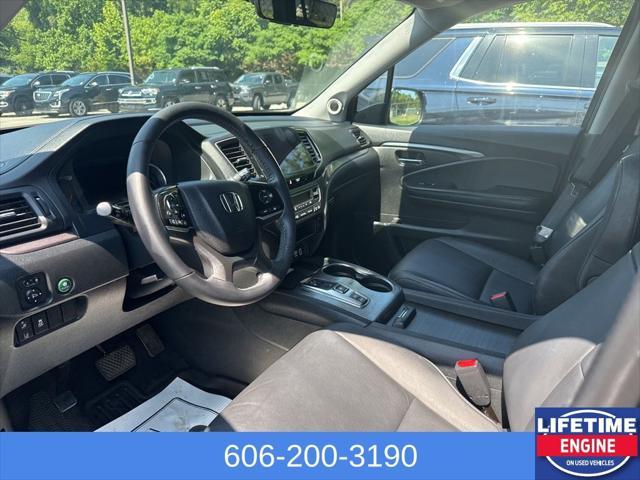 used 2022 Honda Pilot car, priced at $32,000