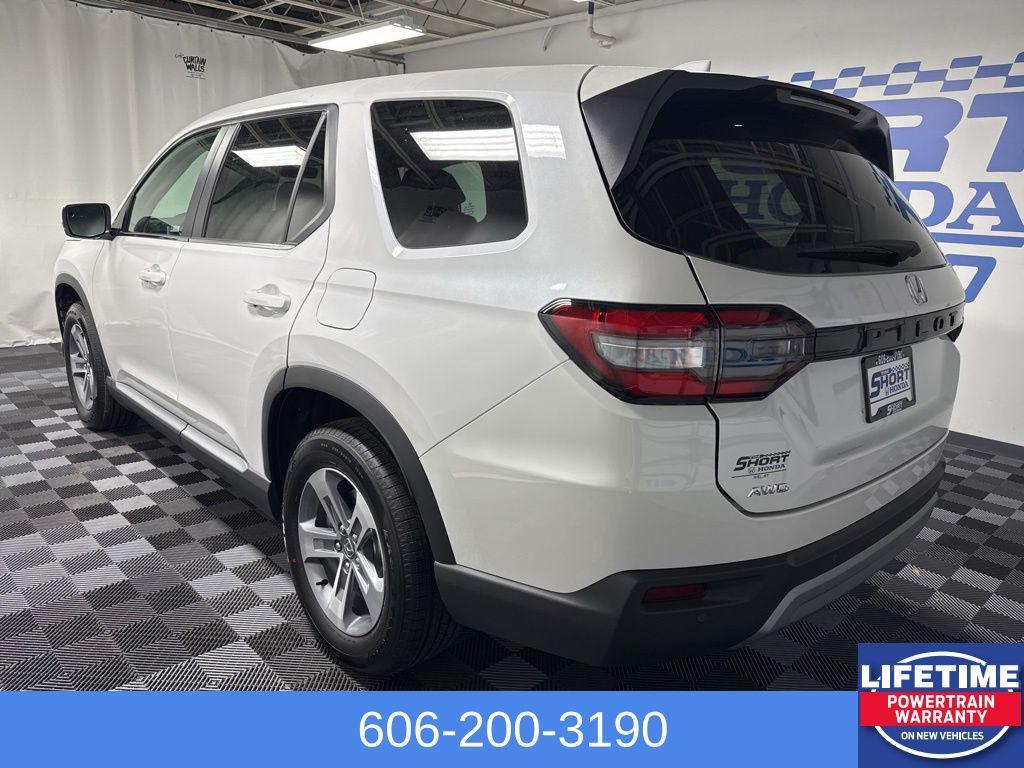 new 2025 Honda Pilot car, priced at $48,280