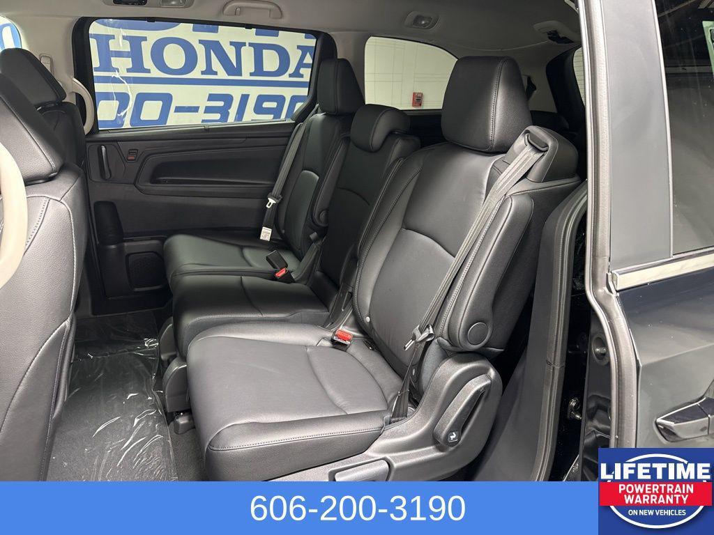 new 2026 Honda Odyssey car, priced at $42,885