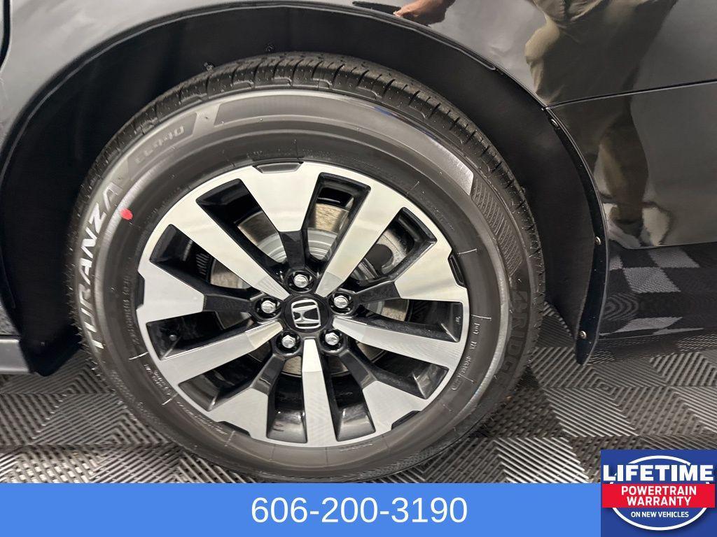 new 2026 Honda Odyssey car, priced at $42,885