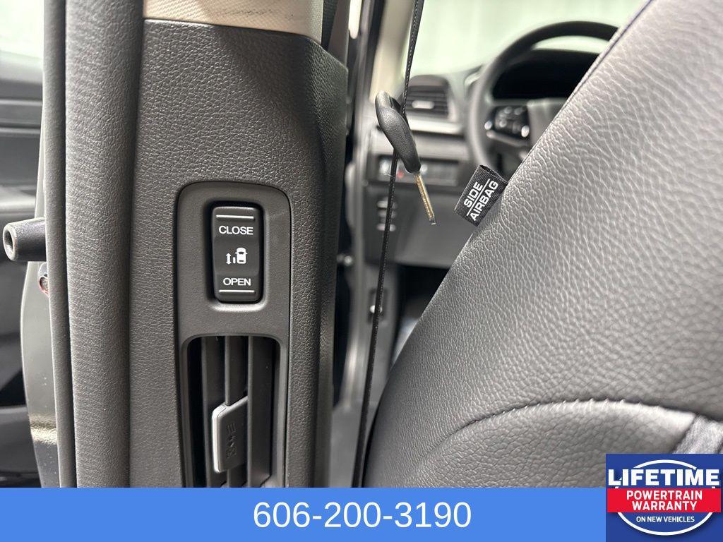 new 2026 Honda Odyssey car, priced at $42,885