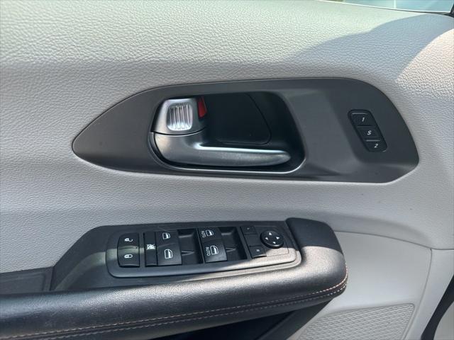 used 2020 Chrysler Pacifica car, priced at $17,200