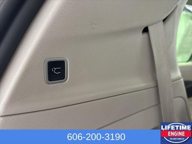used 2023 Chrysler Pacifica car, priced at $23,500