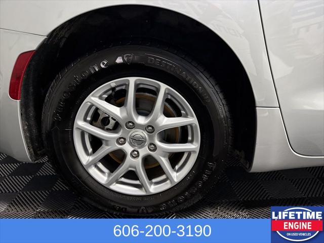 used 2023 Chrysler Pacifica car, priced at $23,500