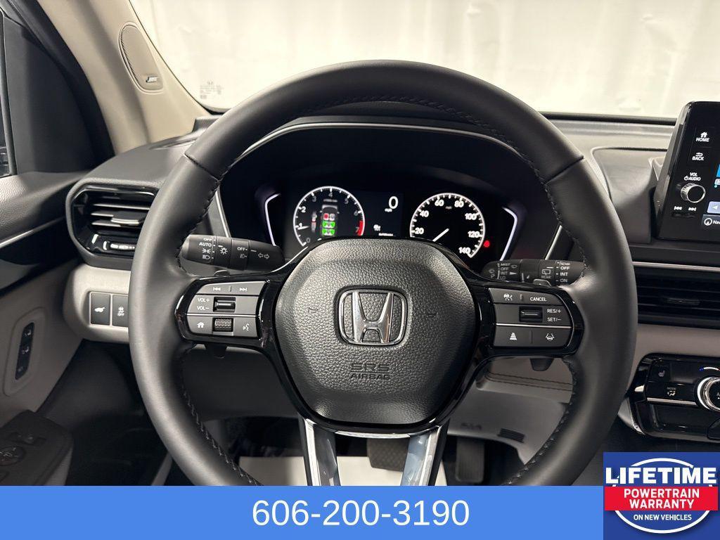 new 2025 Honda Pilot car, priced at $52,995