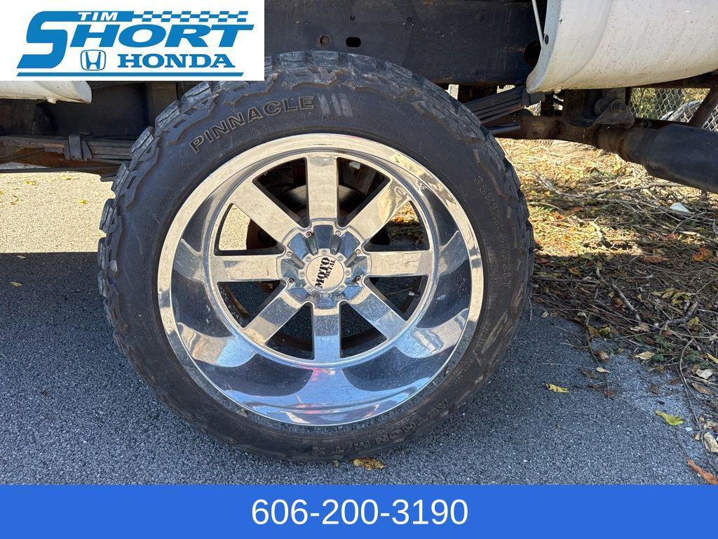 used 2005 Chevrolet Silverado 2500 car, priced at $7,400
