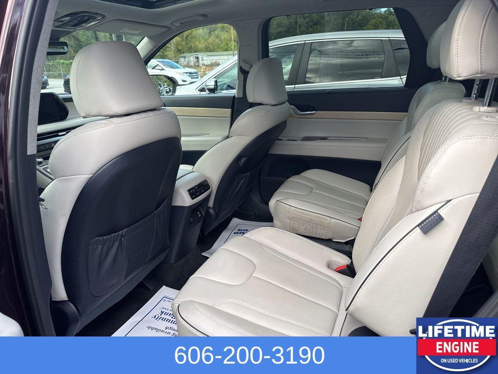 used 2024 Hyundai Palisade car, priced at $35,300