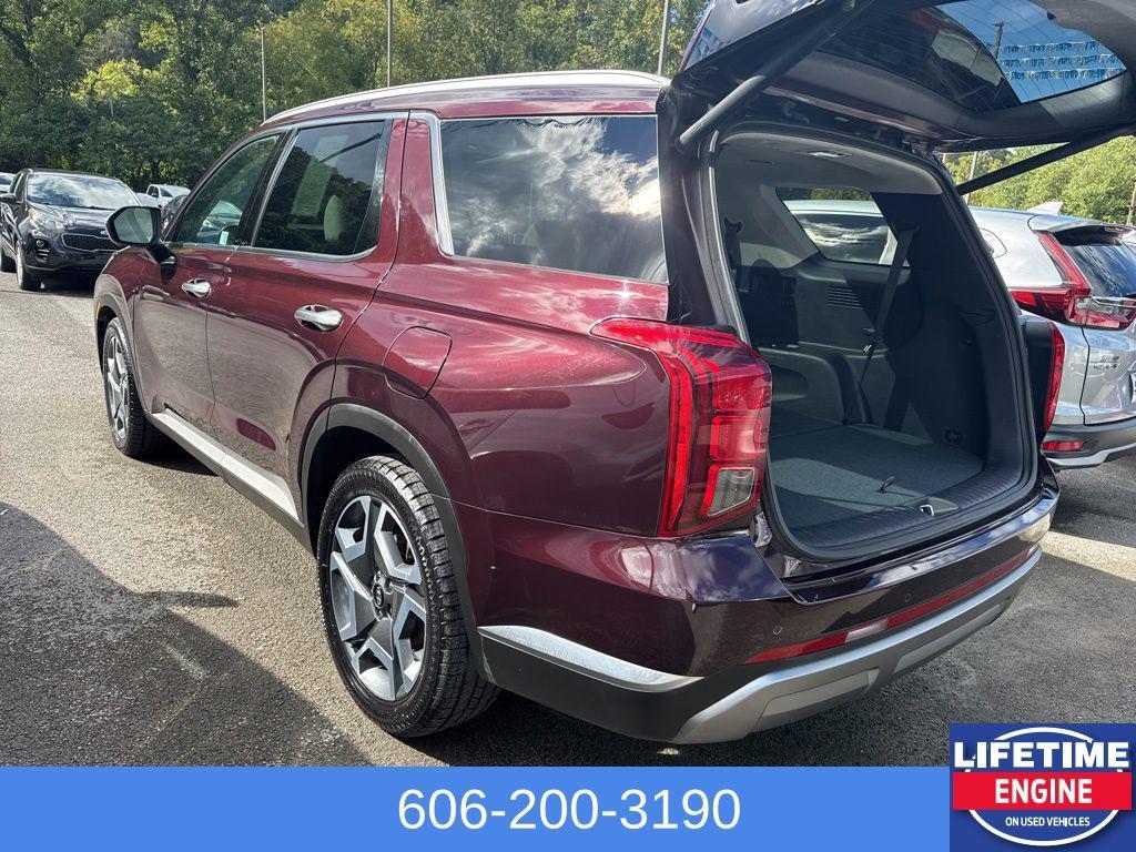used 2024 Hyundai Palisade car, priced at $35,300