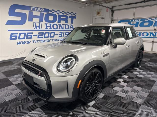 used 2024 MINI Hardtop car, priced at $28,300