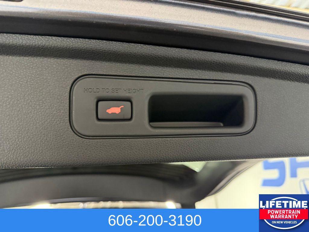 new 2026 Honda Odyssey car, priced at $52,335