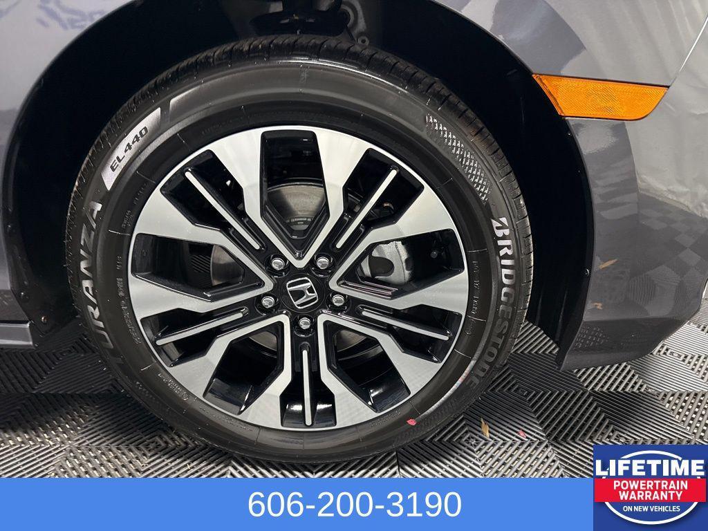 new 2026 Honda Odyssey car, priced at $52,335