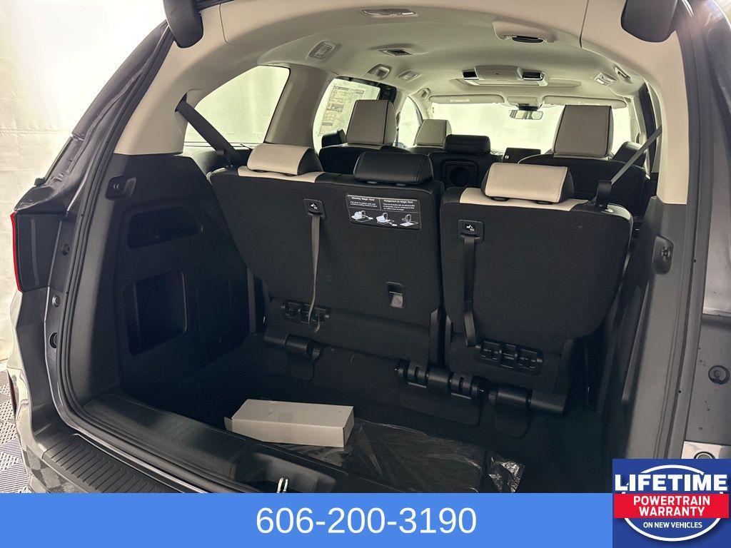 new 2026 Honda Odyssey car, priced at $52,335