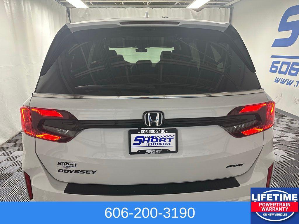 new 2026 Honda Odyssey car, priced at $44,845