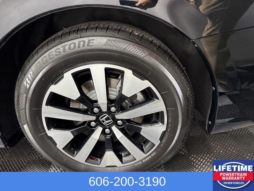 new 2026 Honda Odyssey car, priced at $42,655