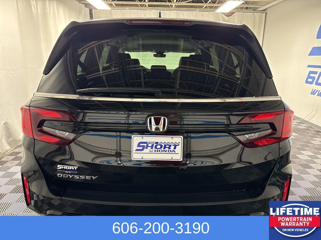 new 2026 Honda Odyssey car, priced at $42,655