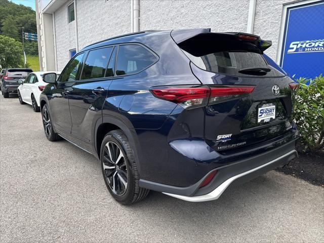 used 2021 Toyota Highlander car, priced at $31,000