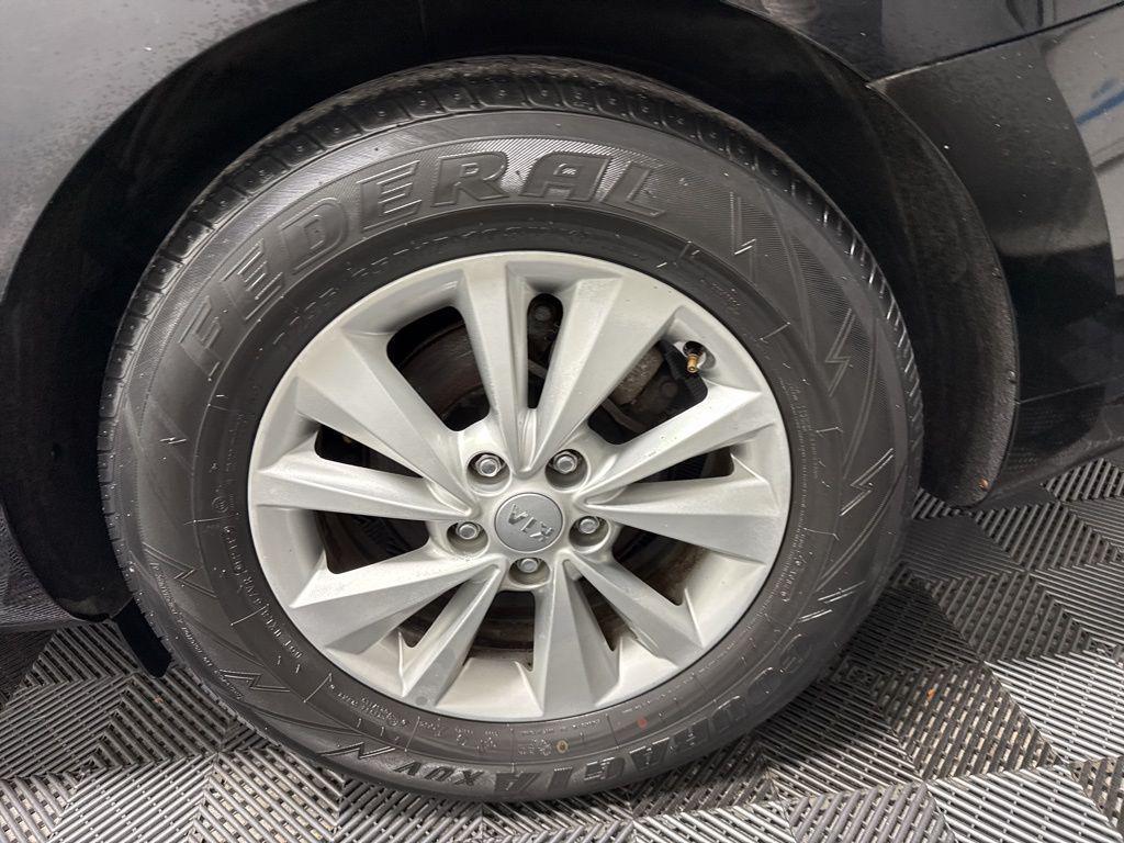 used 2015 Kia Sedona car, priced at $9,000