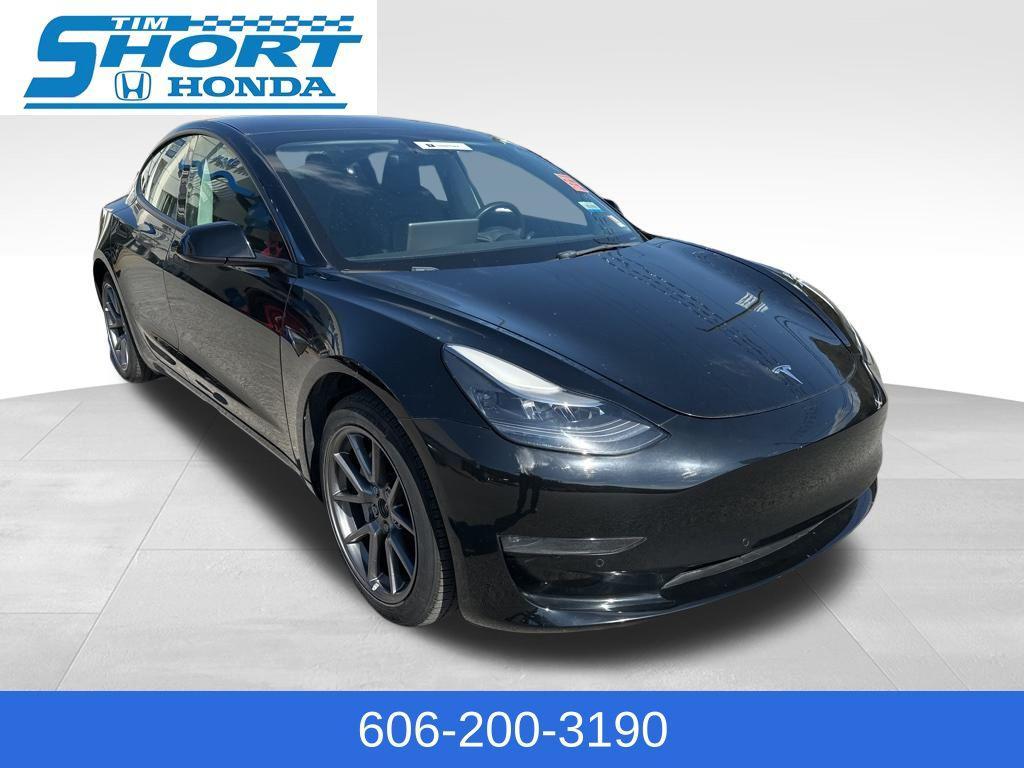 used 2022 Tesla Model 3 car, priced at $27,500