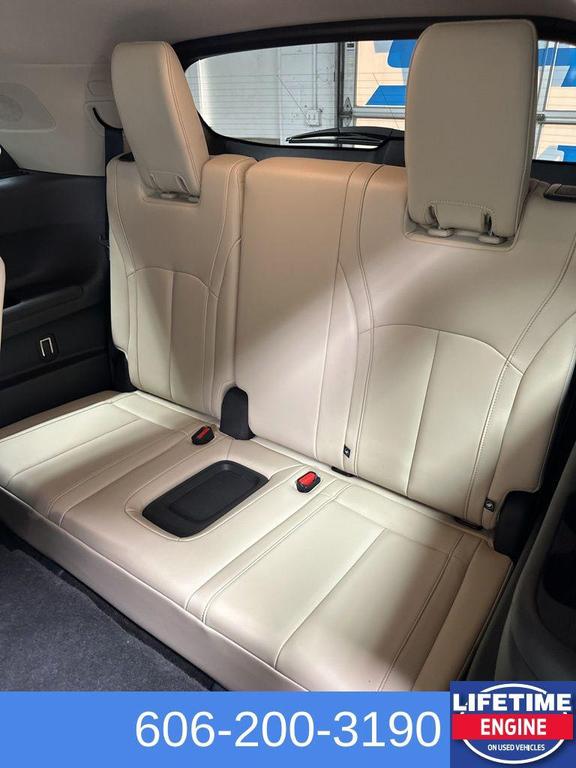 used 2025 INFINITI QX60 car, priced at $44,800