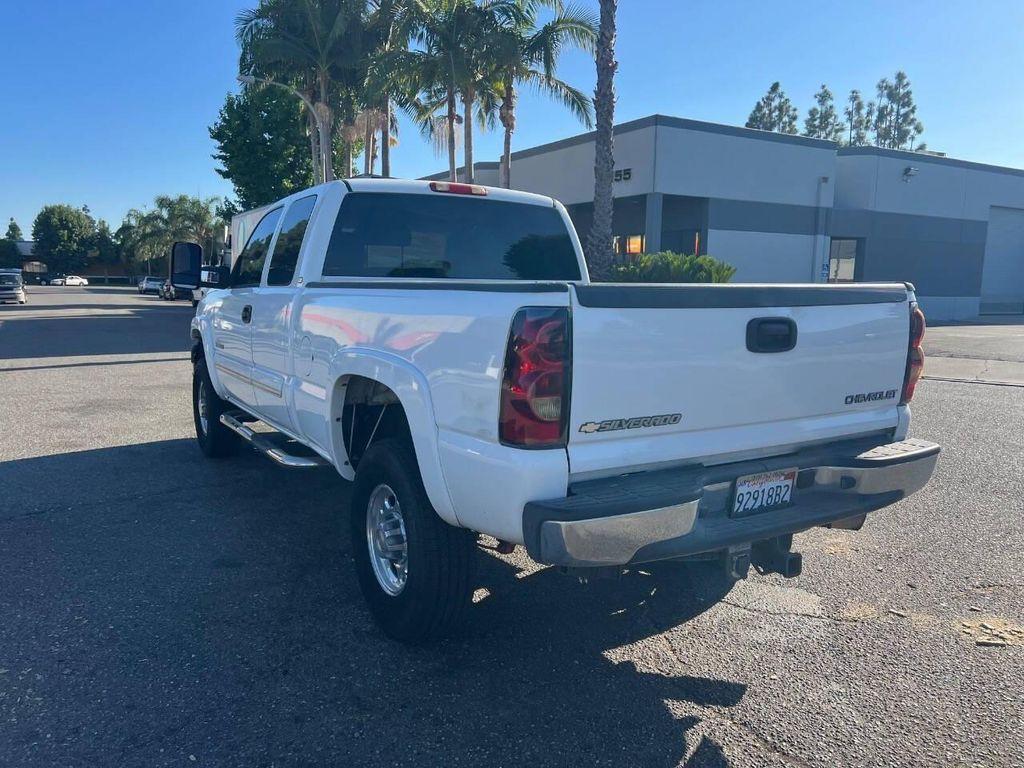 used 2004 Chevrolet Silverado 2500 car, priced at $11,995