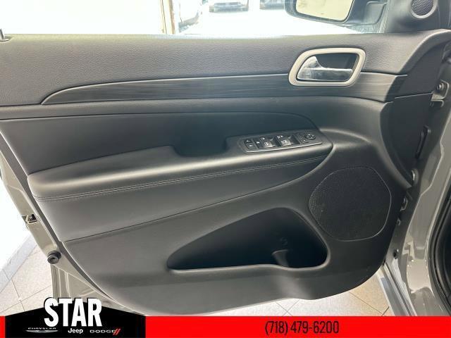used 2022 Jeep Grand Cherokee WK car, priced at $28,880