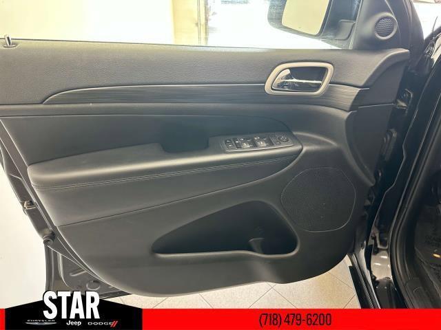 used 2022 Jeep Grand Cherokee WK car, priced at $29,990