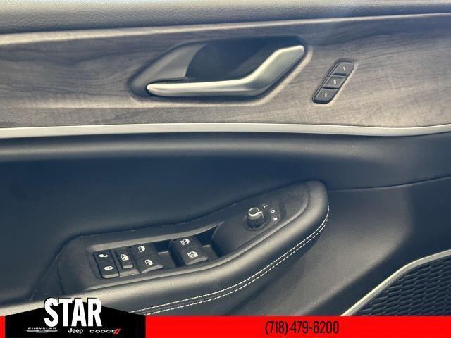 used 2022 Jeep Grand Cherokee car, priced at $31,888