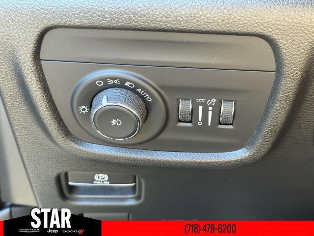 used 2022 Jeep Grand Cherokee car, priced at $31,888
