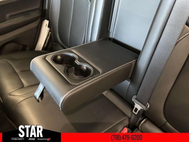 used 2022 Jeep Grand Cherokee car, priced at $31,888