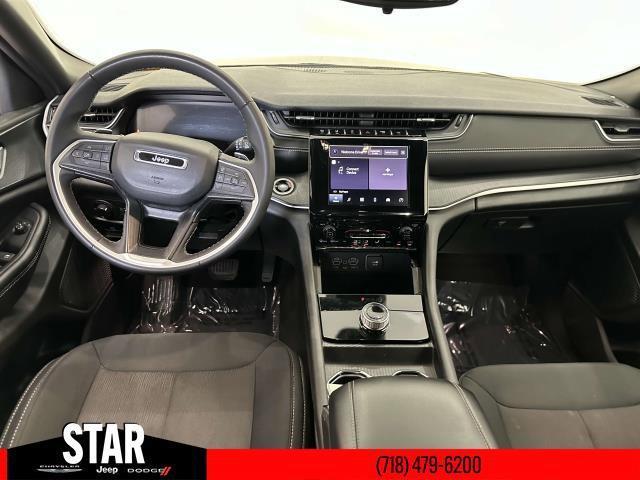 new 2024 Jeep Grand Cherokee car, priced at $42,425