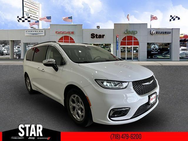 new 2023 Chrysler Pacifica car, priced at $35,888