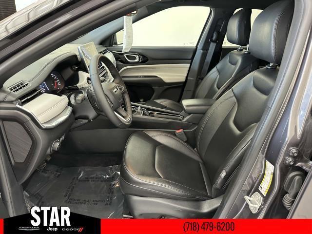 new 2024 Jeep Compass car, priced at $30,990