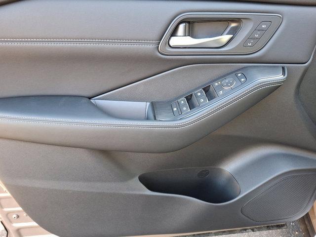 new 2025 Nissan Rogue car, priced at $40,424