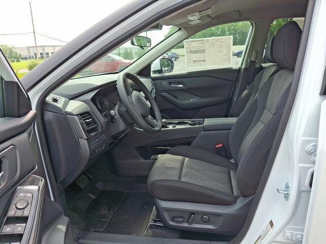 new 2025 Nissan Rogue car, priced at $32,279