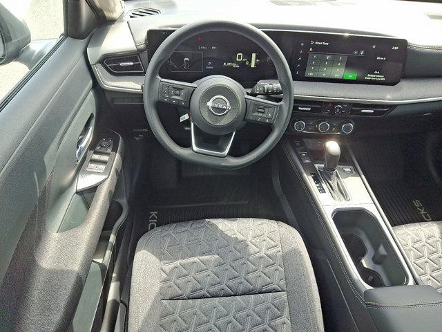 new 2025 Nissan Kicks car, priced at $28,621