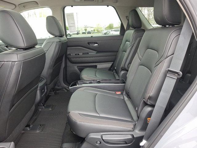 new 2025 Nissan Pathfinder car, priced at $48,187