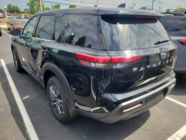 new 2024 Nissan Pathfinder car, priced at $38,550