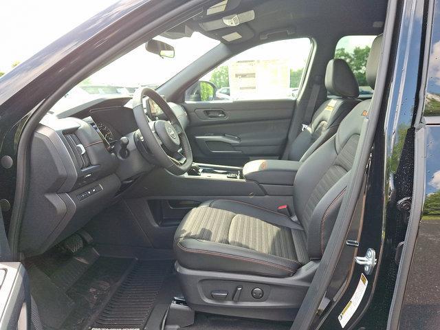 new 2025 Nissan Pathfinder car, priced at $43,678