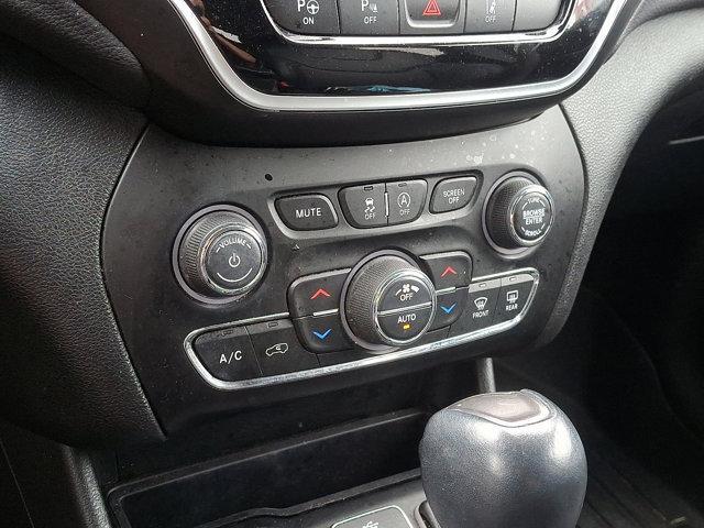 used 2019 Jeep Cherokee car, priced at $13,500