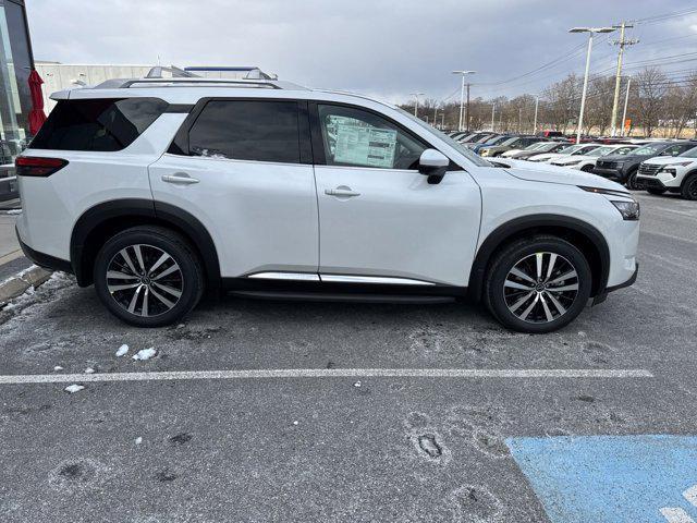 new 2025 Nissan Pathfinder car, priced at $53,038