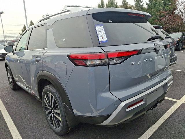 new 2025 Nissan Pathfinder car, priced at $52,590