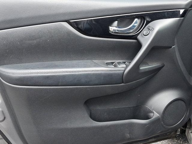 used 2019 Nissan Rogue Sport car, priced at $15,250