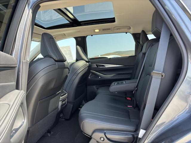 new 2025 INFINITI QX60 car, priced at $60,385