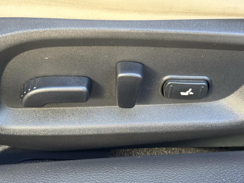 used 2017 INFINITI Q60 car, priced at $23,996