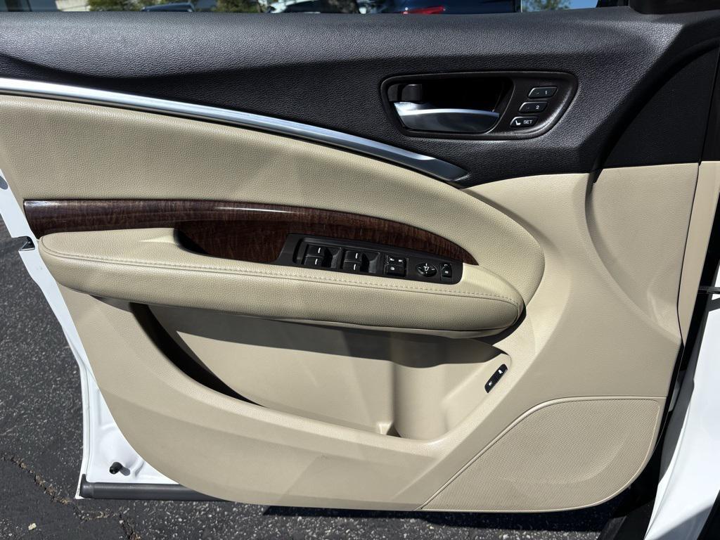 used 2020 Acura MDX car, priced at $25,438